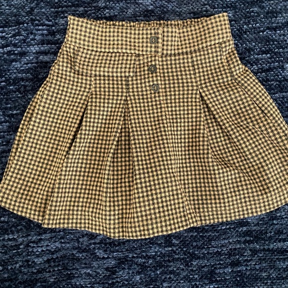 Other - Girl's Houndstooth pleated skort